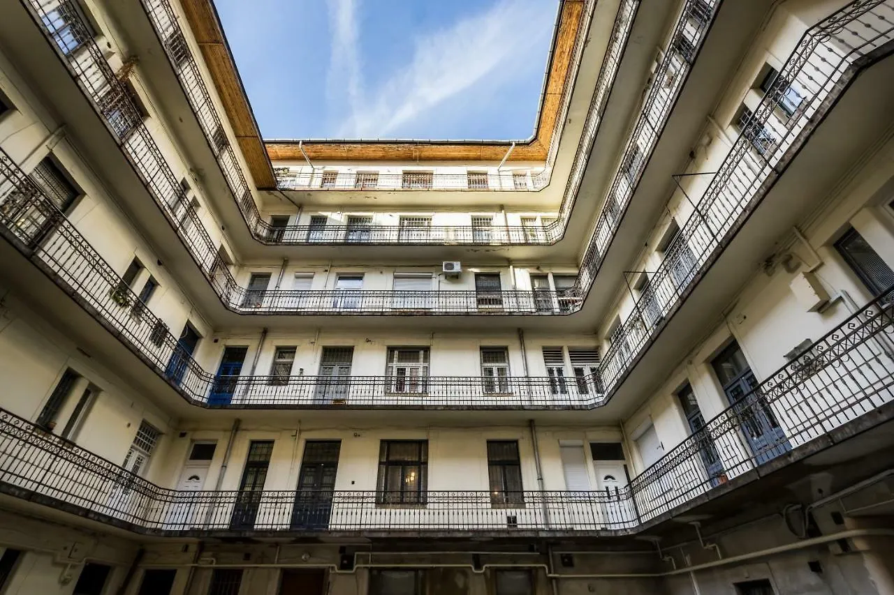 Pop Arts Studios Apartment Budapest