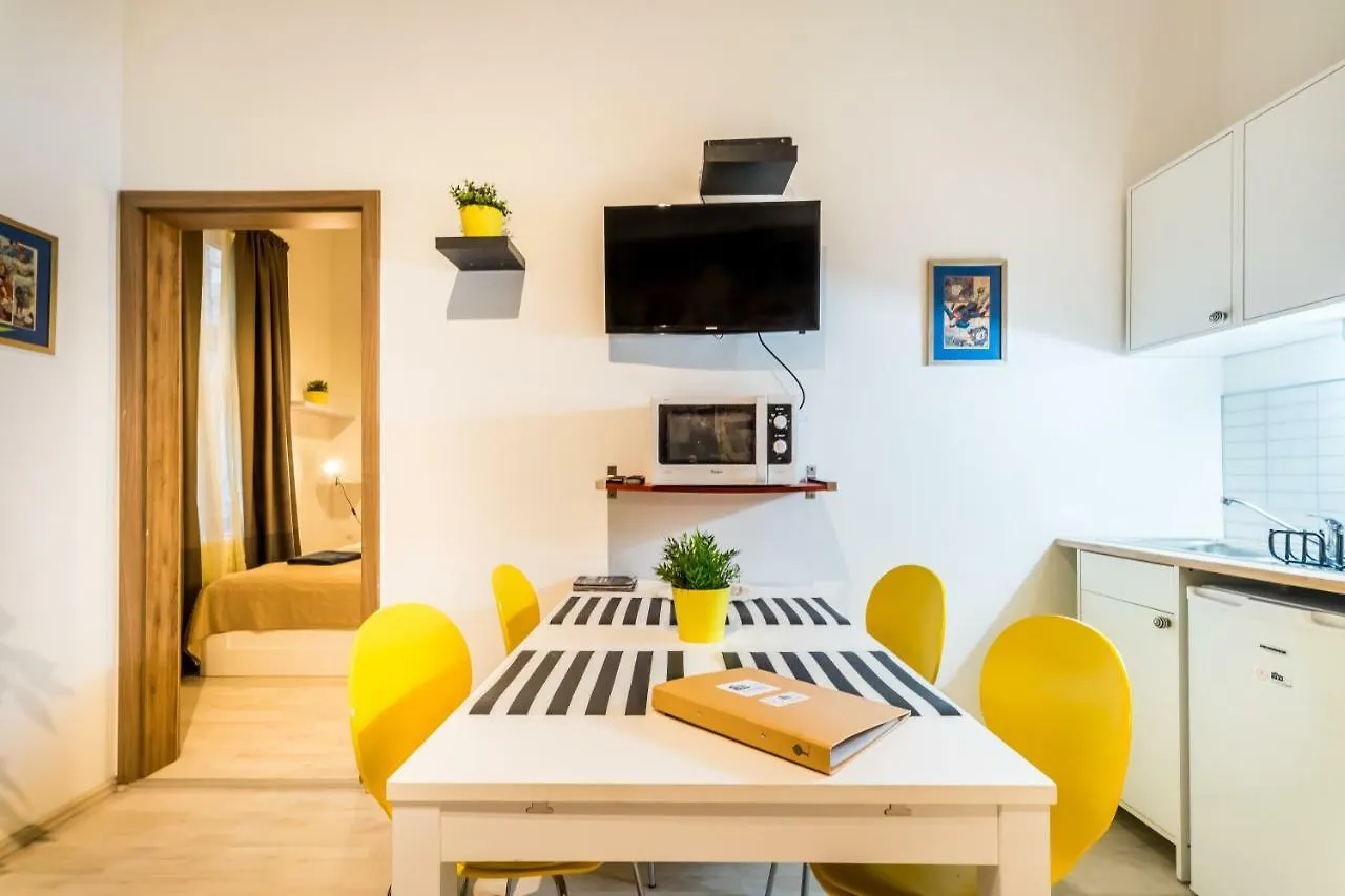 Pop Arts Studios Apartment Budapest