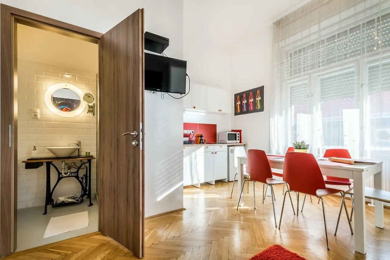 Pop Arts Studios Apartment Budapest