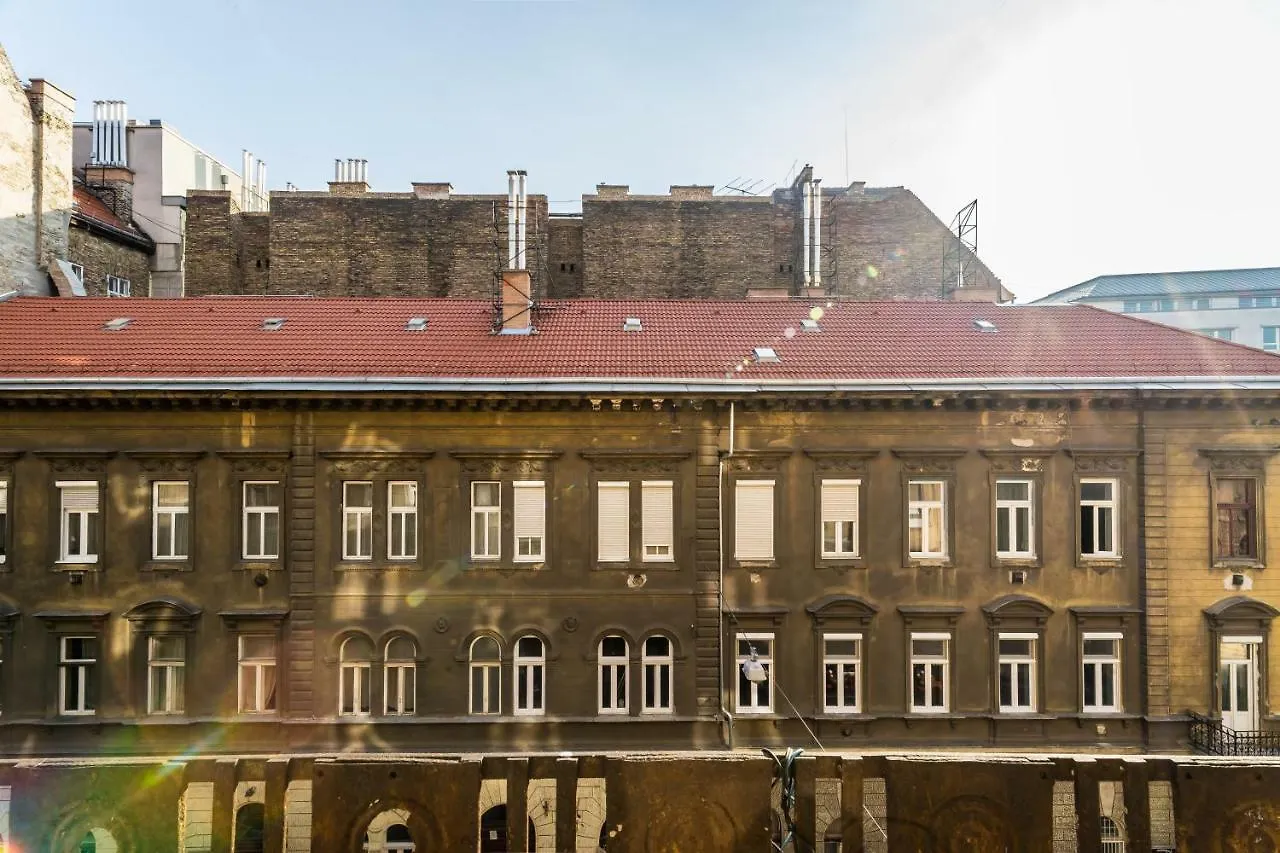 Pop Arts Studios Apartment Budapest
